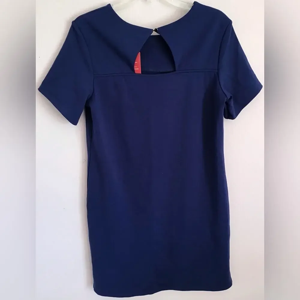 NWT Evereve Allison Joy blue Ella shift dress with back cutout size medium